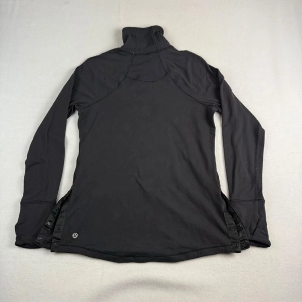 Lululemon Athletica Black Turtleneck Long Sleeve Top‎ Snap Side Slits Size 6